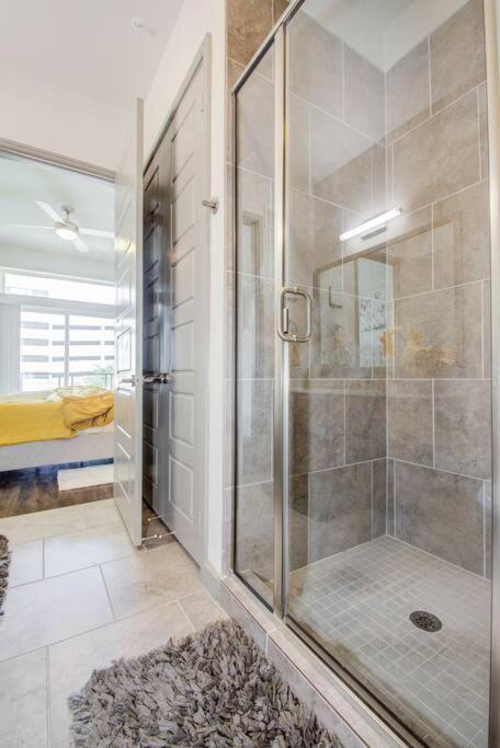 Best 5* Luxury Living Downtown Kingbed Suite ヒューストン エクステリア 写真